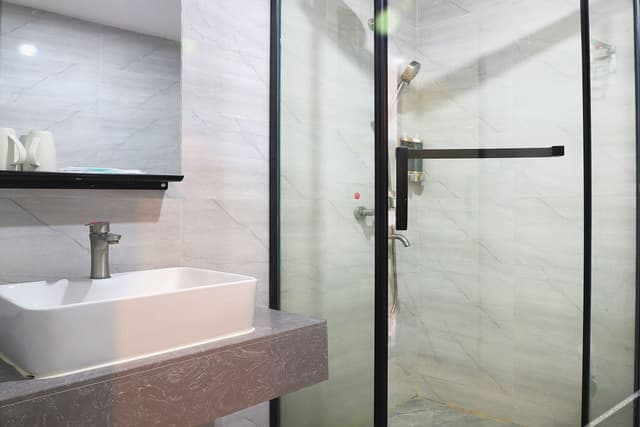 Business Double Room B