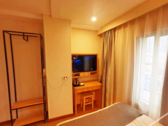 Zhi Shang Family Room