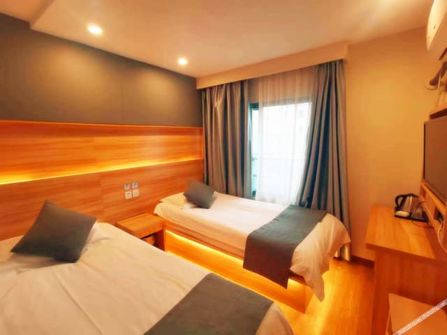 Zhi Shang Family Room