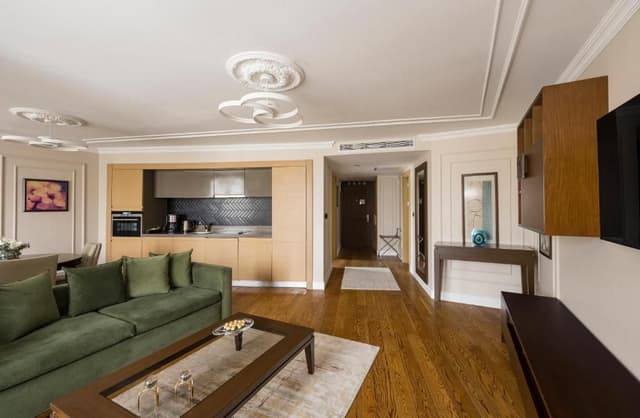 Deluxe Family Suite