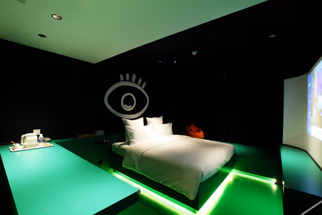 Party Double Bed Room