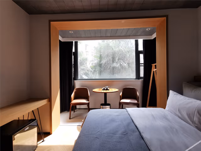 Secluded Affectionate Deluxe Double Bed Room