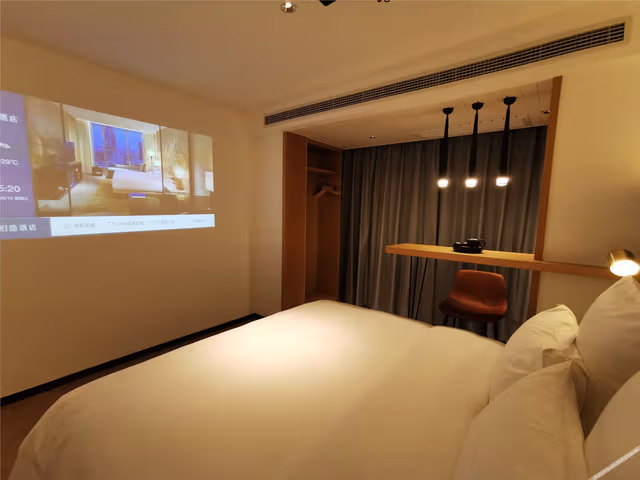 Corner Deluxe Double Bed Room