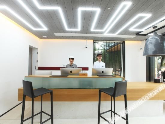 Green In Hotels (Shanghai Xincun Road Tongji Hospital)2