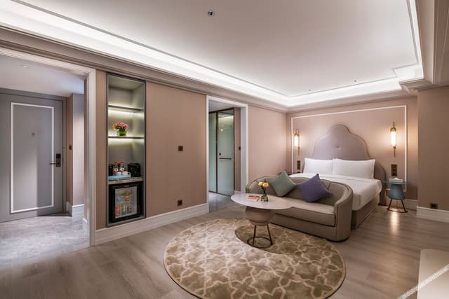 Superior Suite