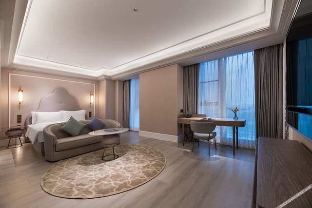 Guest Queen Room