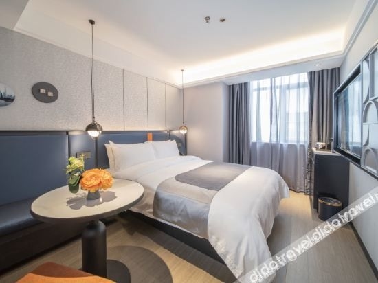 Shanghai Bund Nanjing East Road Pedestrian Street Atour X Hotel1