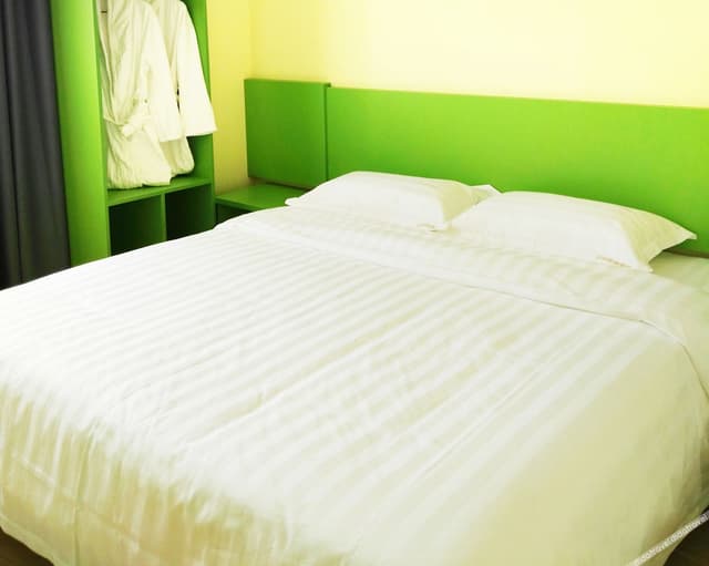 Double Room (No Window)