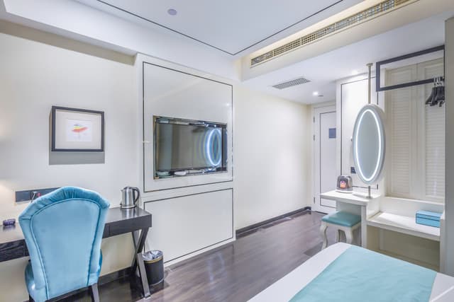 Xana - Deluxe Bed Room