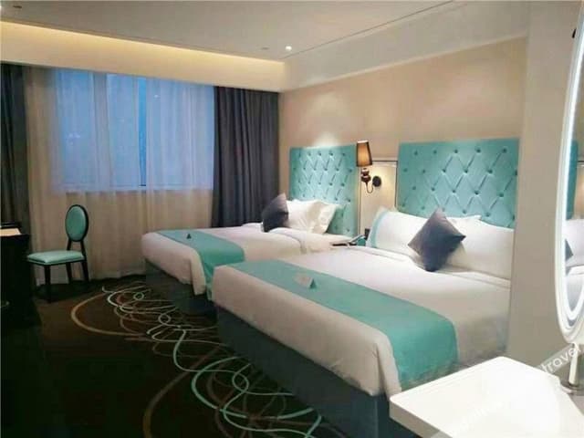 Xana - Family Room