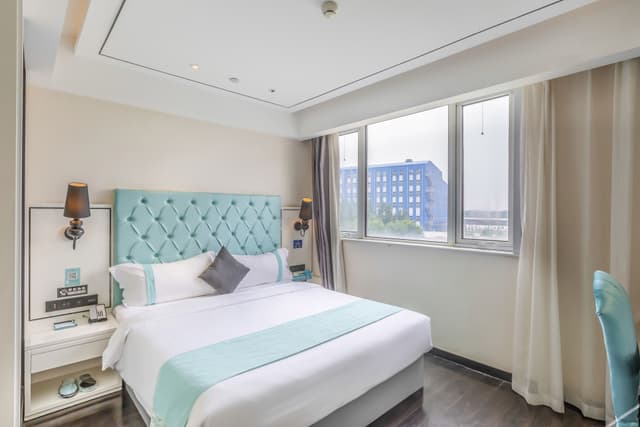 Xana - Deluxe Bed Room