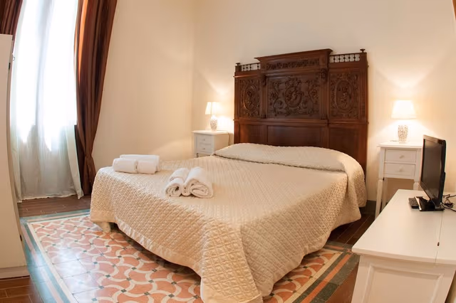 Double Room, Partial Sea View