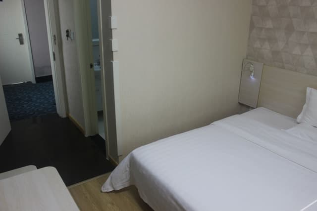高级大床房