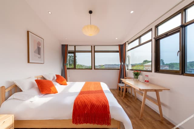 Shiguang Mountain-View Tub Double Bed Suite
