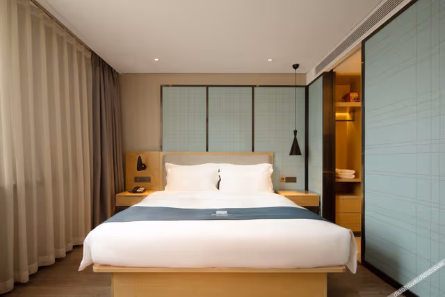 Yipin Double Bed Room
