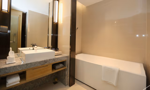 Guestroom (Queen bed)