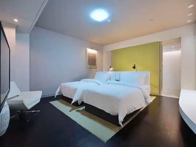 Metro Twin Room