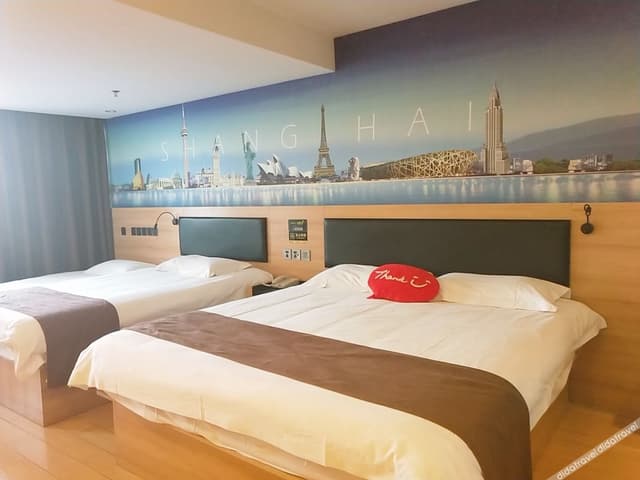 Warm Parent-child Room