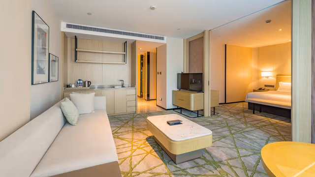 Deluxe Suite