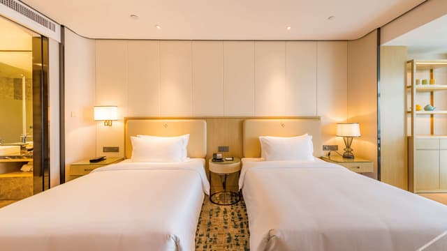Deluxe Room (2 Beds)