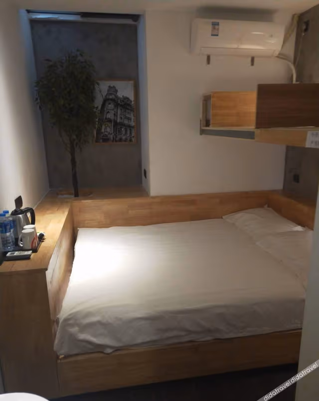 Solo Adventure Double Bed Room