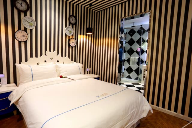 Lai Xuan Double Bed Room