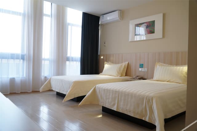 Business Standard Room A