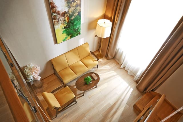 Multi-level Room