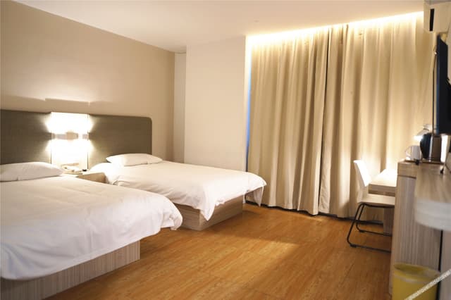 Guestroom (2 beds)
