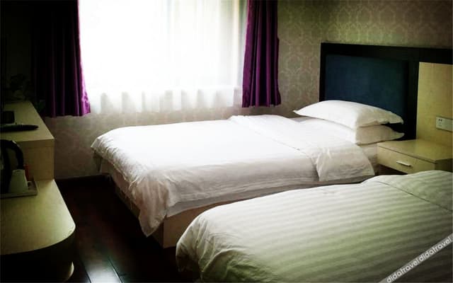 Sunny Side Standard Room