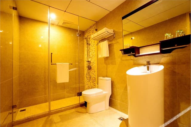Premium Queen Room