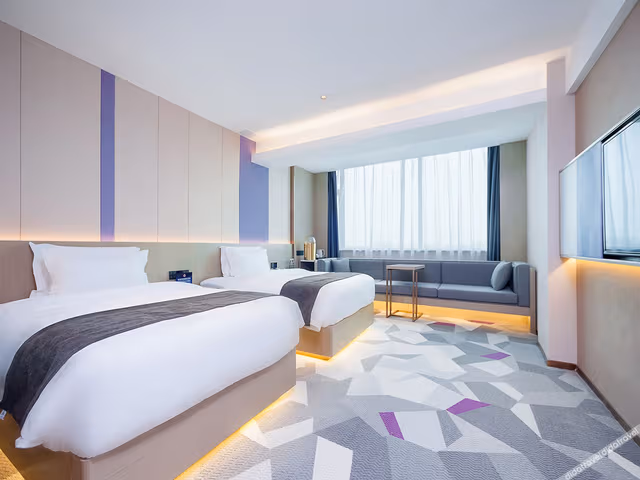 Business Room (2 Beds)