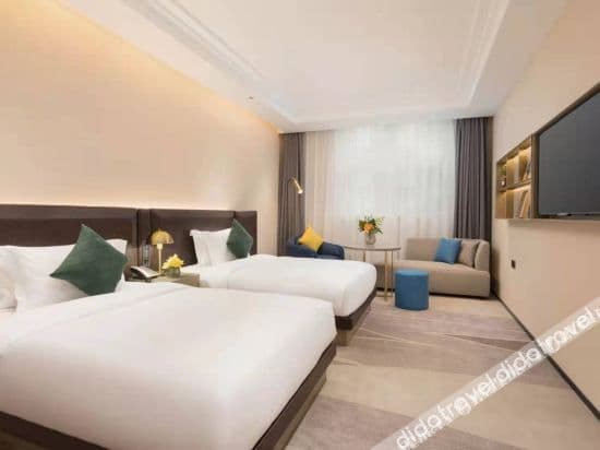 EXECUTIVE DELUXE TWIN BED ROOM