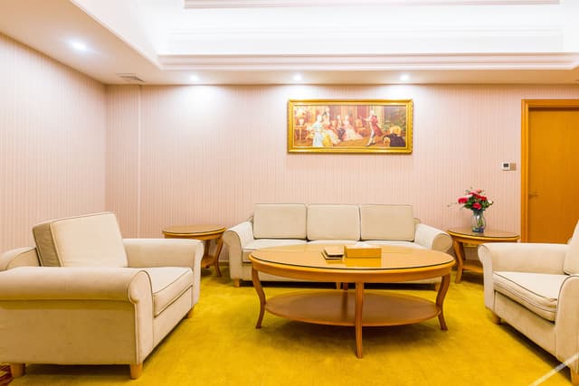 Executive Suite