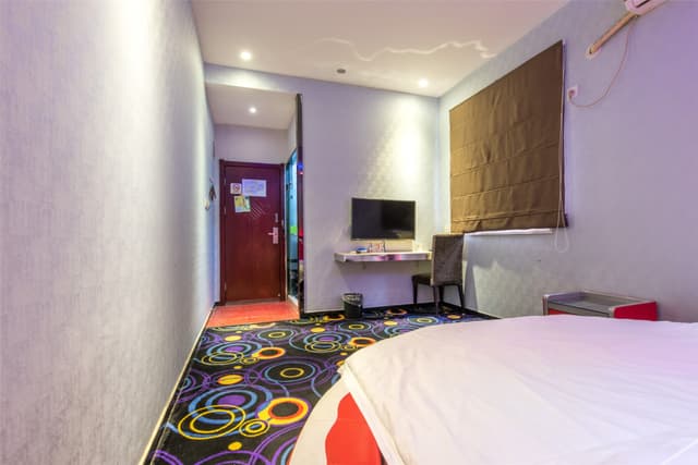 Deluxe Round-bed Room