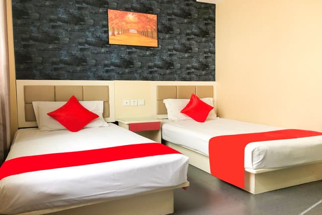 Deluxe Twin Room