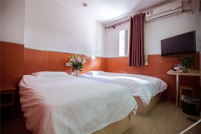 Business Standard Room