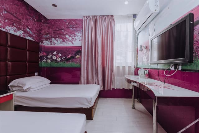 Standard Fashion Room