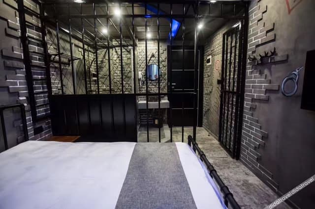 Classical Theme Room