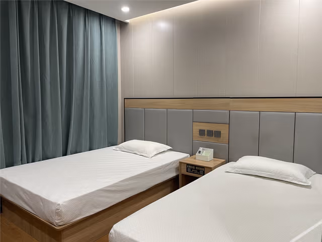 Standard Room (2 Beds)