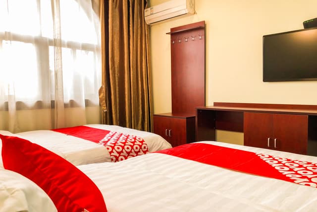 Standard Room (2 Beds)