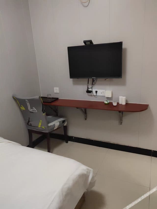 Budget Room