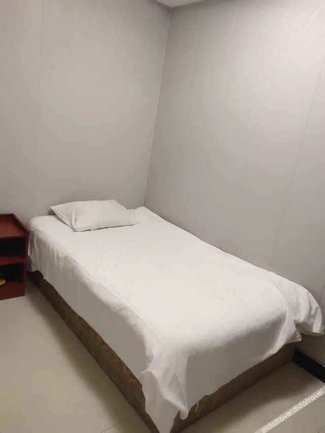 Budget Room