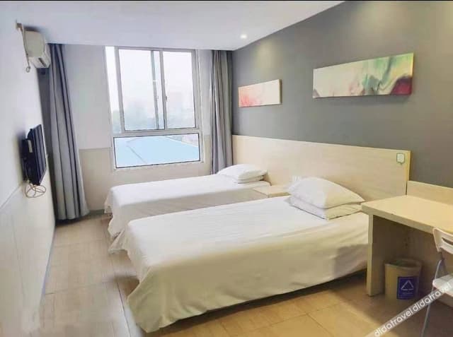 Guestroom (2 Beds)