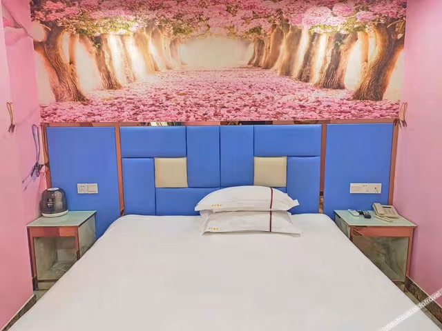 Deluxe Double Bed Room A
