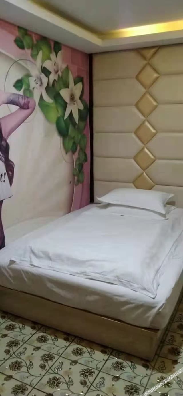 Fashion Single Room