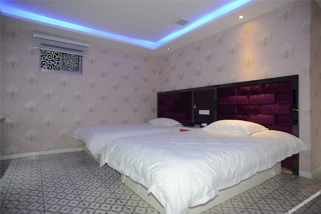 Deluxe Room (2 Beds)