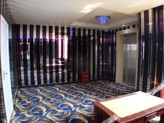 Ya Tao Fashion Hotel3