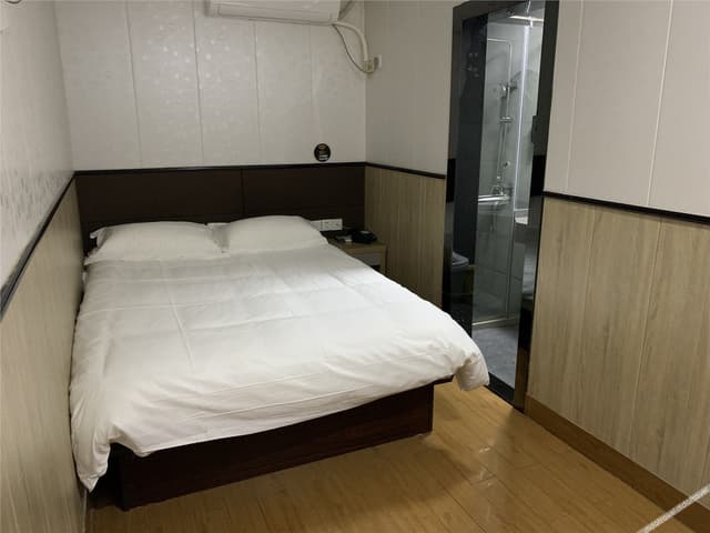 Double Room (No Window)