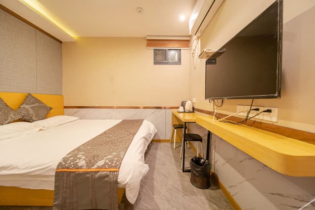 Budget Room